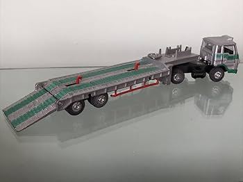 Amazon.co.jp: 古い いすゞ トレーラー トラック ミニカーセット